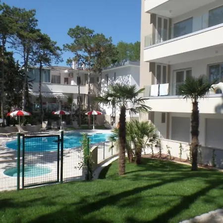 شقة Bright Two-room Flat In A With Pool *